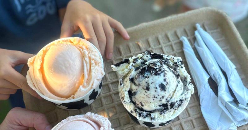 Sydney’s children holding ice cream